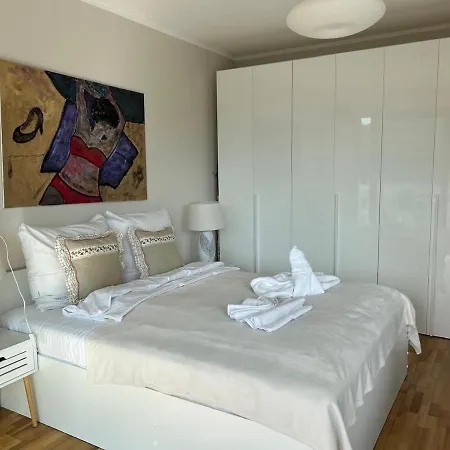 Apartment Modern With Sea View
