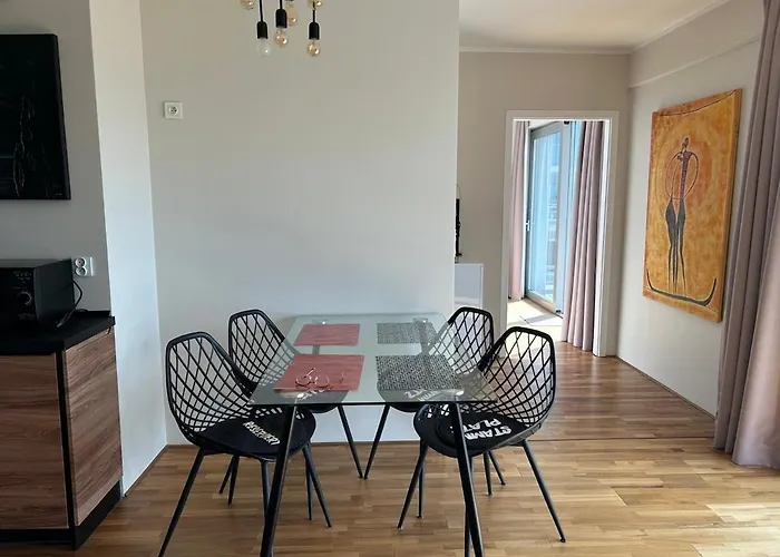 Lejlighed Modern With Sea View *